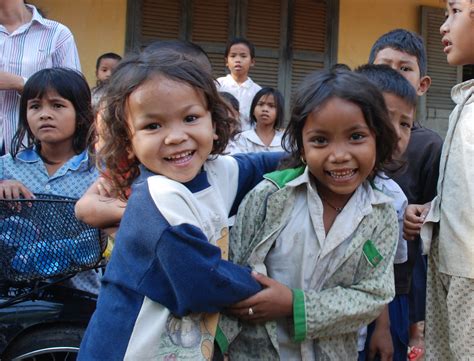 CHILDREN AND THE SEX INDUSTRY IN CAMBODIA .